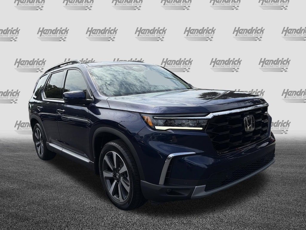Used 2025 Honda Pilot Touring SUV