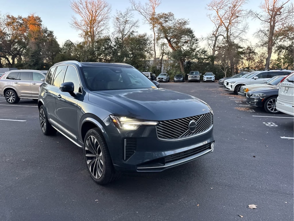 Certified 2025 Volvo XC90 Plug-In Hybrid Core SUV