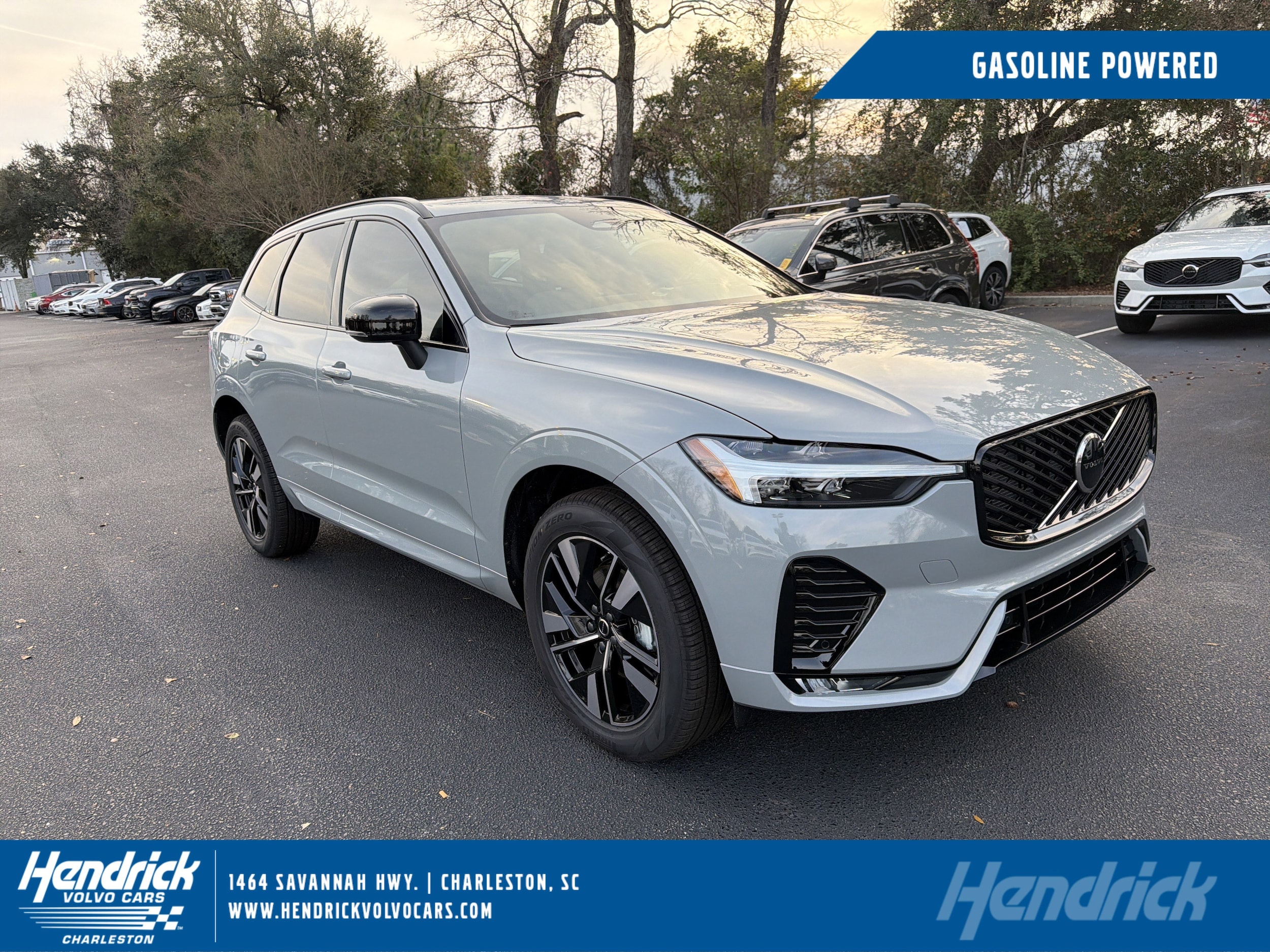 2026 Volvo XC60 Core's photo