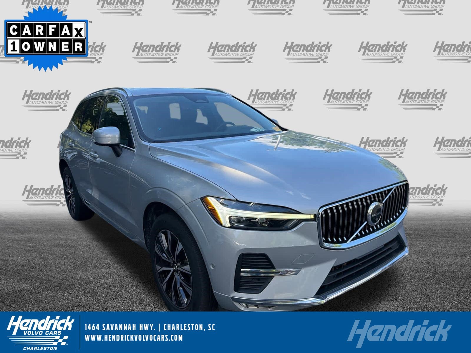 2023 Volvo XC60 B5 Plus Bright Theme AWD's photo