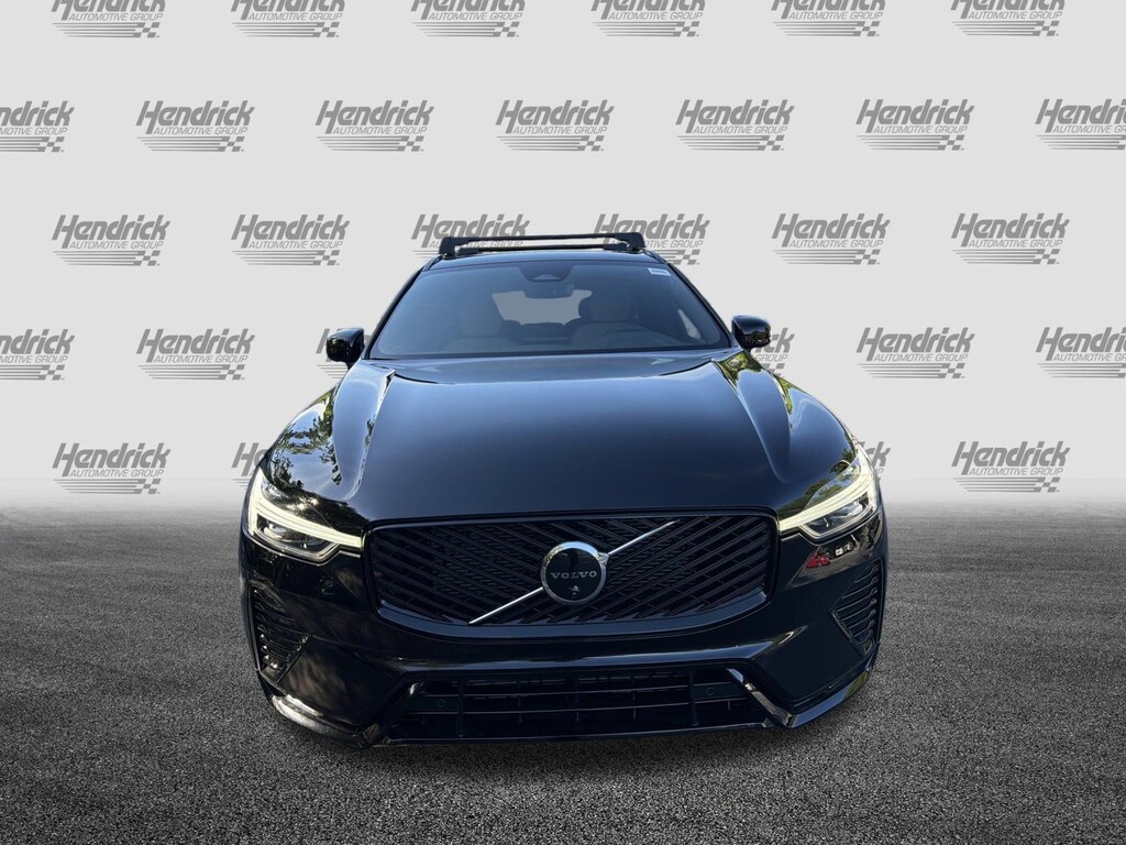New 2026 Volvo XC60 B5 Plus SUV