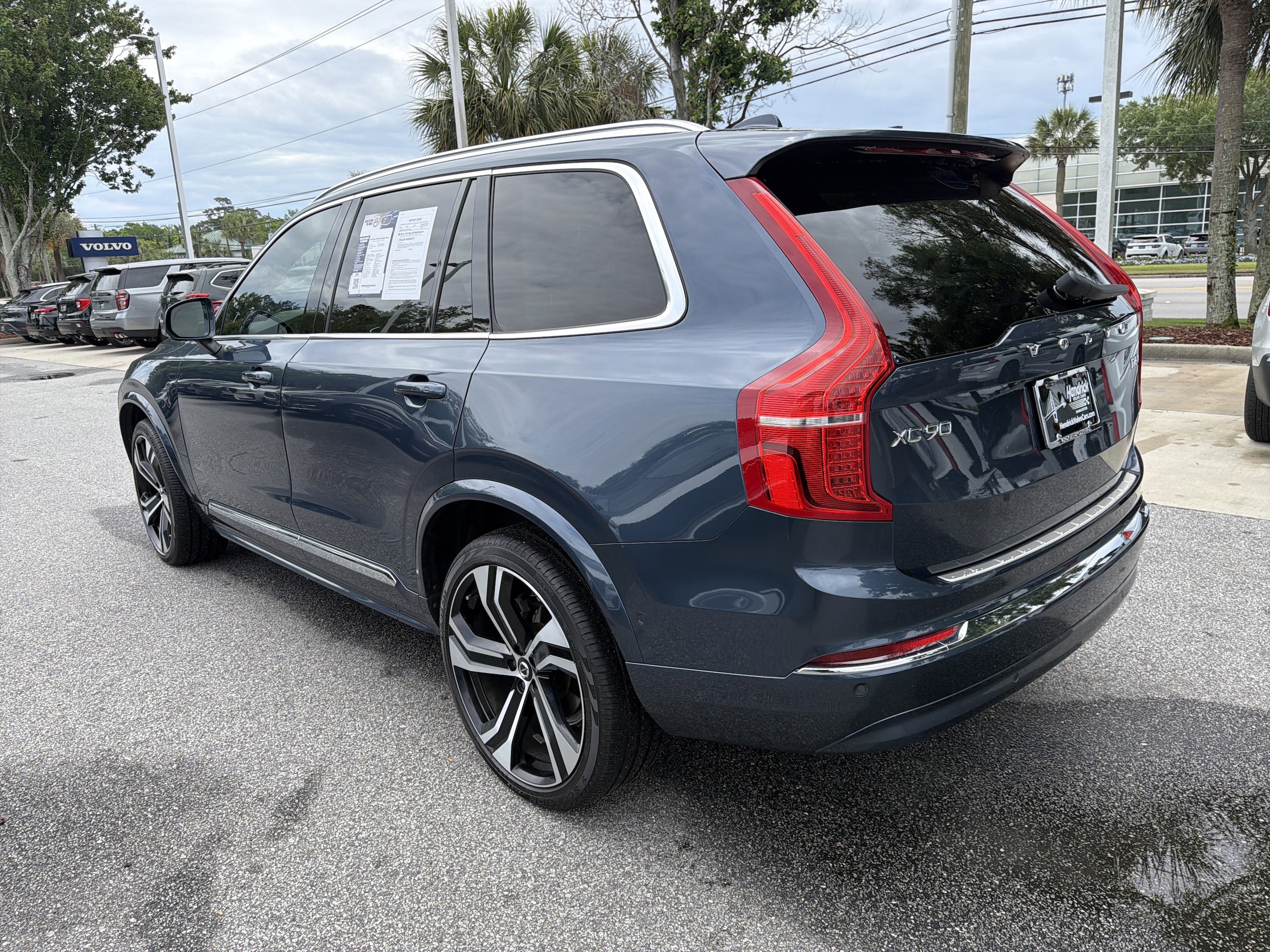 2024 Volvo XC90 Ultimate Bright Theme photo 6