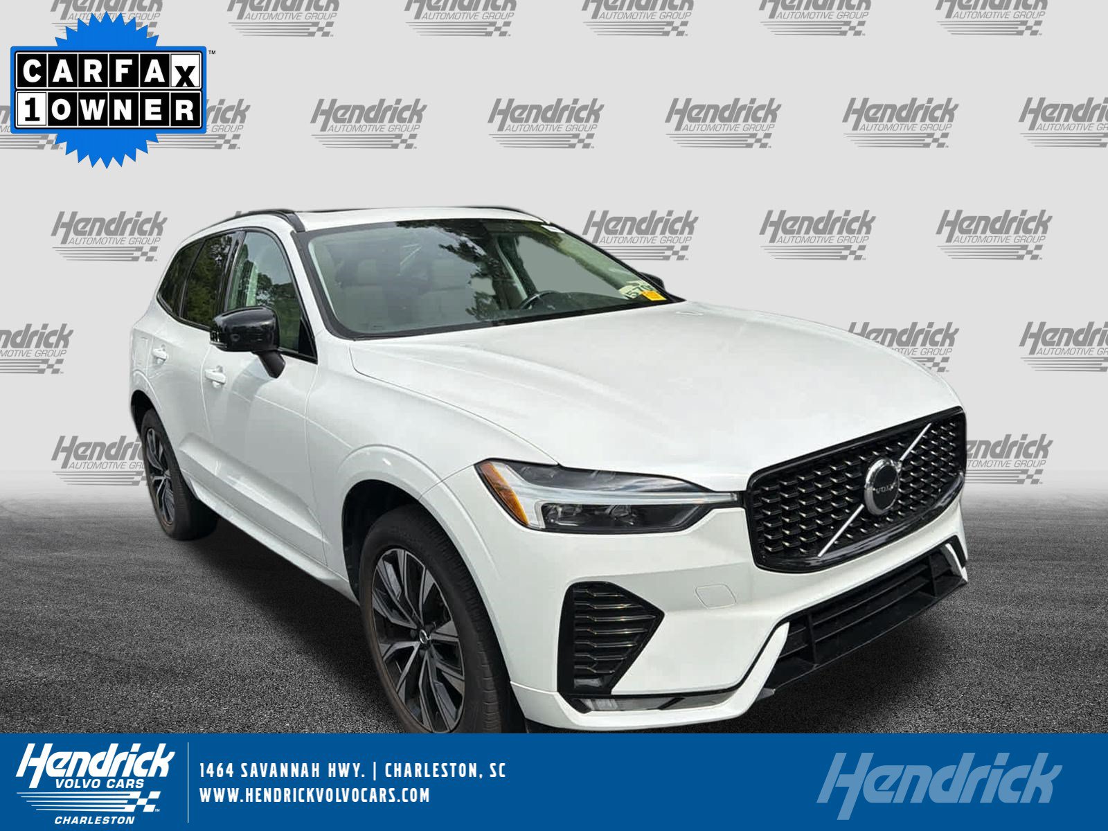 Volvo XC60 Core Dark Theme