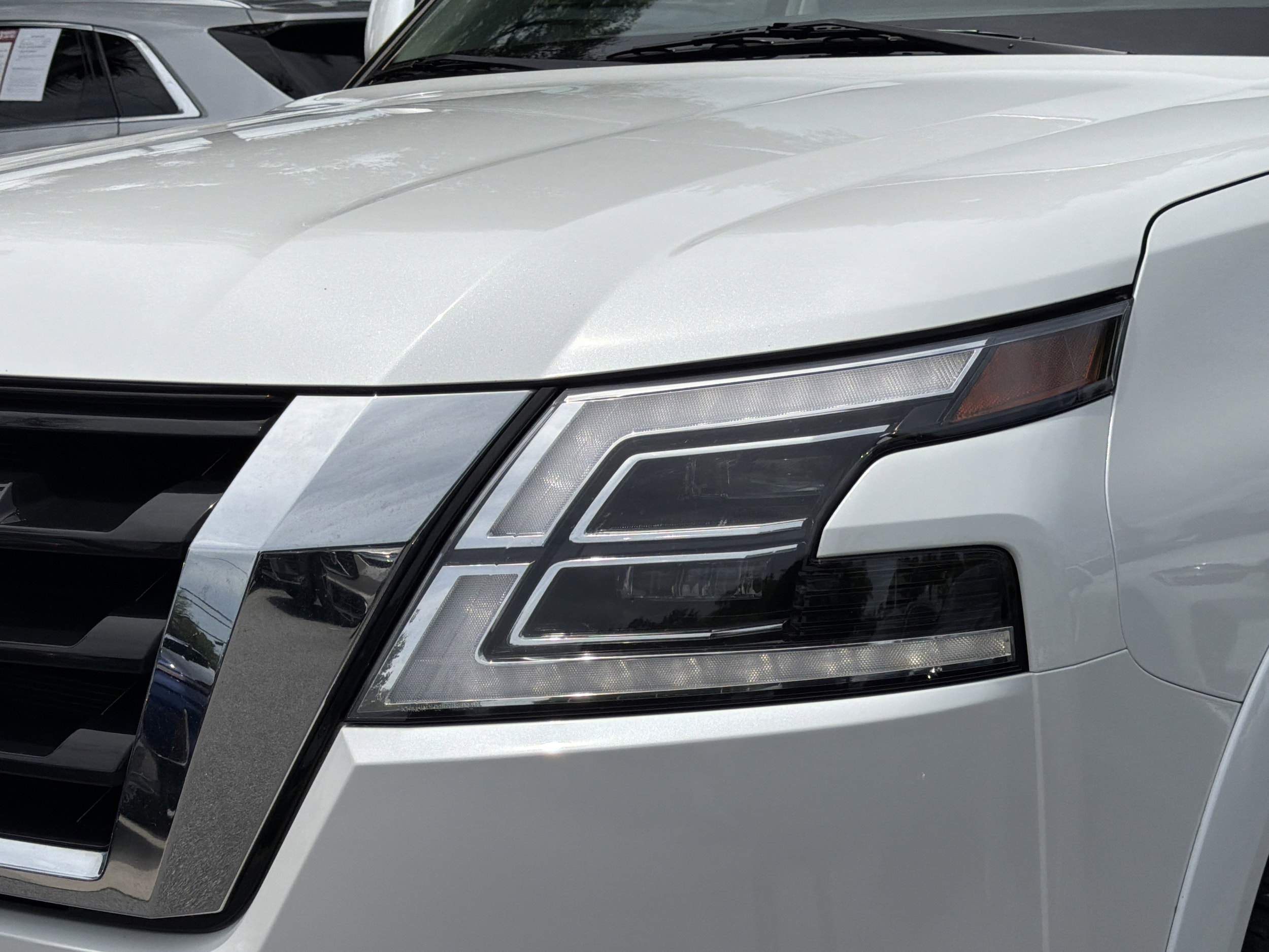 2021 Nissan Armada SV photo 4