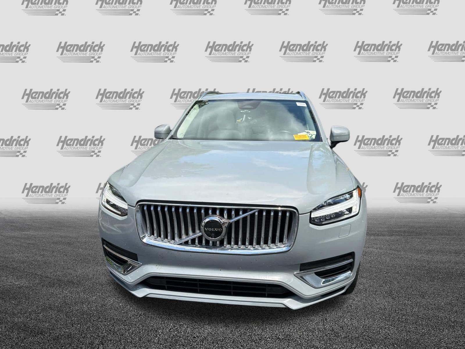 Volvo XC90 Recharge Plug-In Hybrid Plus Bright Theme
