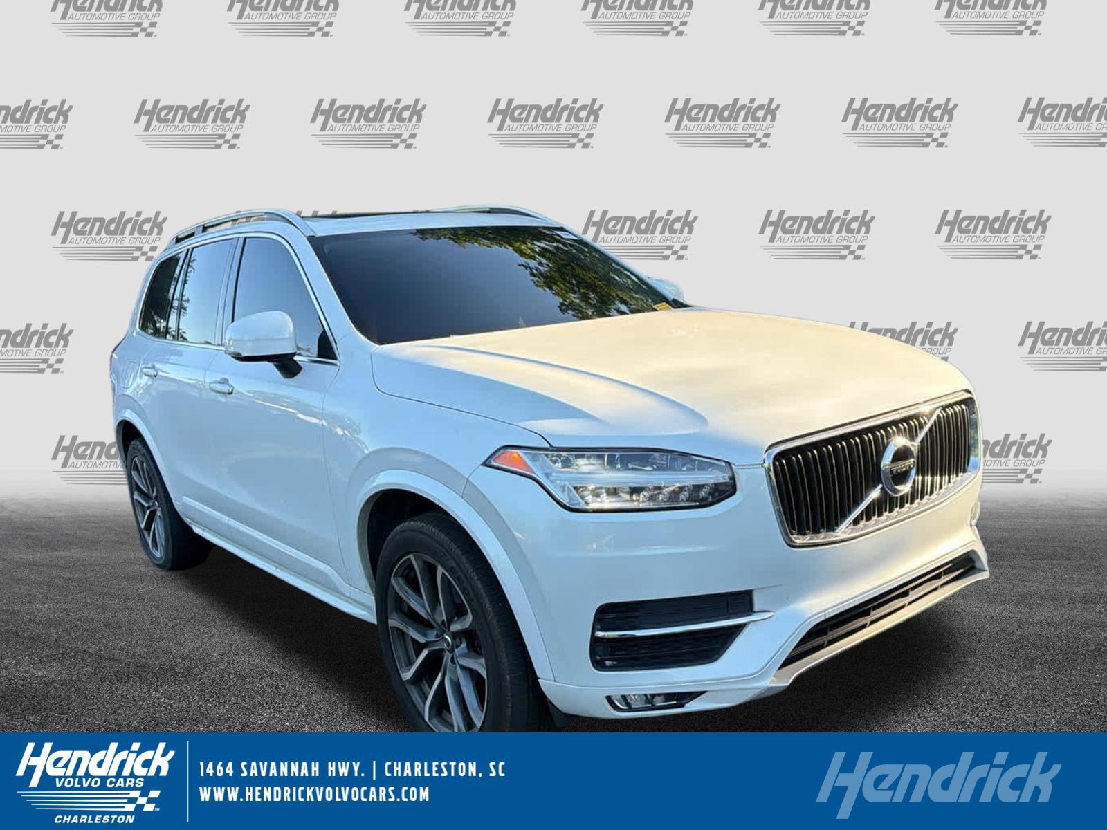 2019 Volvo XC90 T5 Momentum AWD's photo