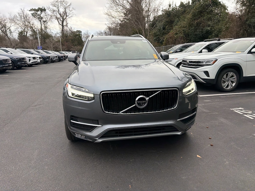 Used 2019 Volvo XC90 Momentum SUV