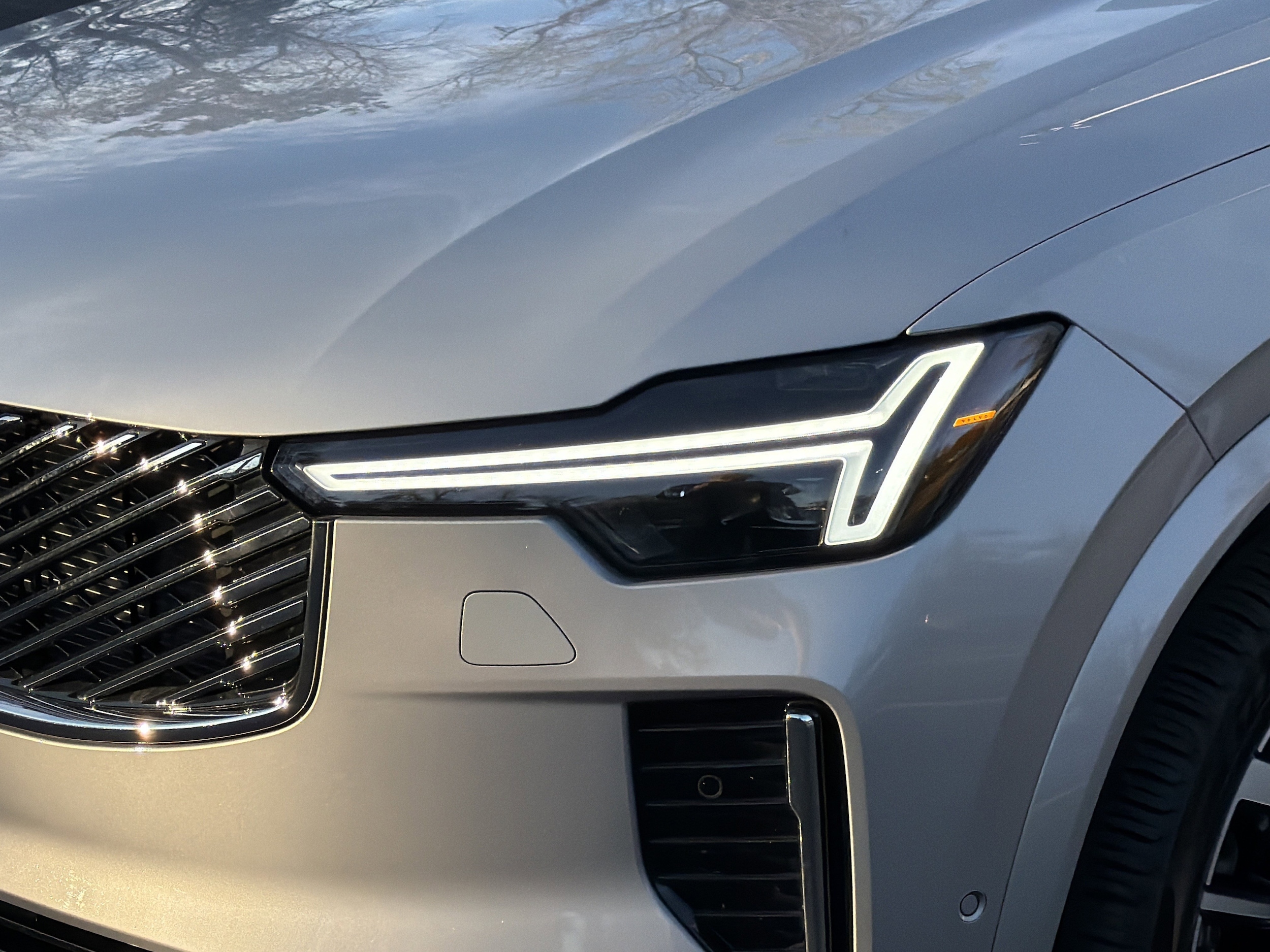 2025 Volvo XC90 Plus photo 5