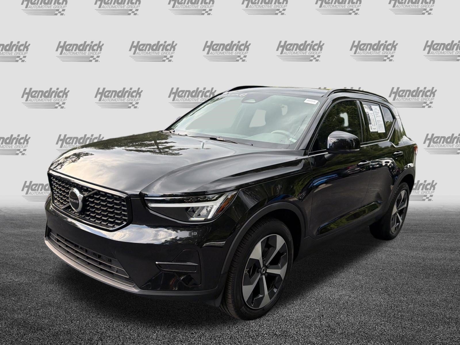 Volvo XC40 Core Dark Theme