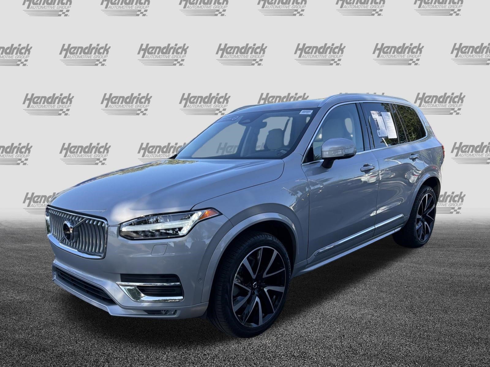 2023 Volvo XC90 Plus photo 4