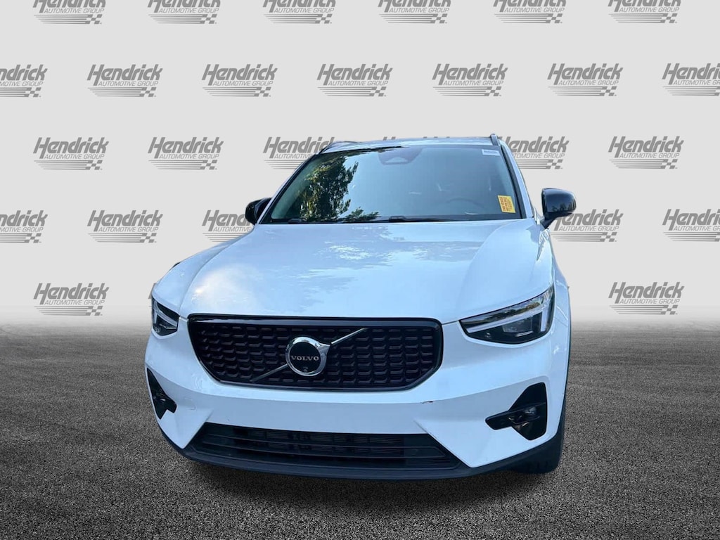 Used 2024 Volvo XC40 Plus Dark Theme SUV