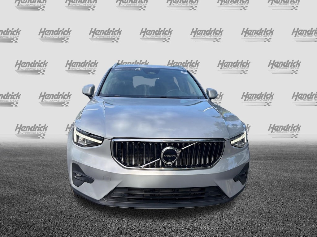 Certified 2023 Volvo XC40 Plus Bright Theme SUV