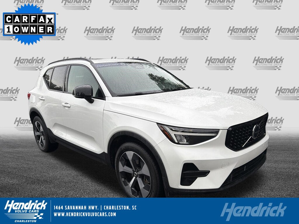 Used 2024 Volvo XC40 Core Bright Theme SUV