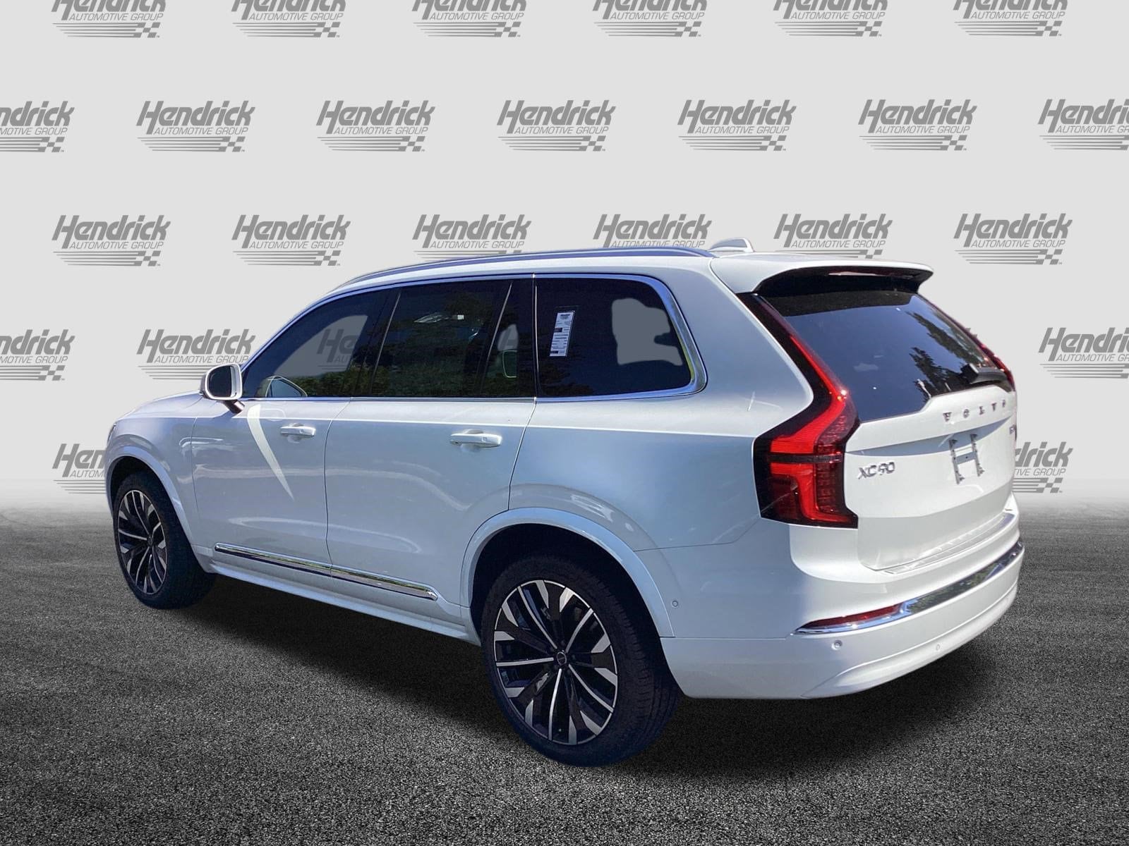 2026 Volvo XC90 Plus photo 5