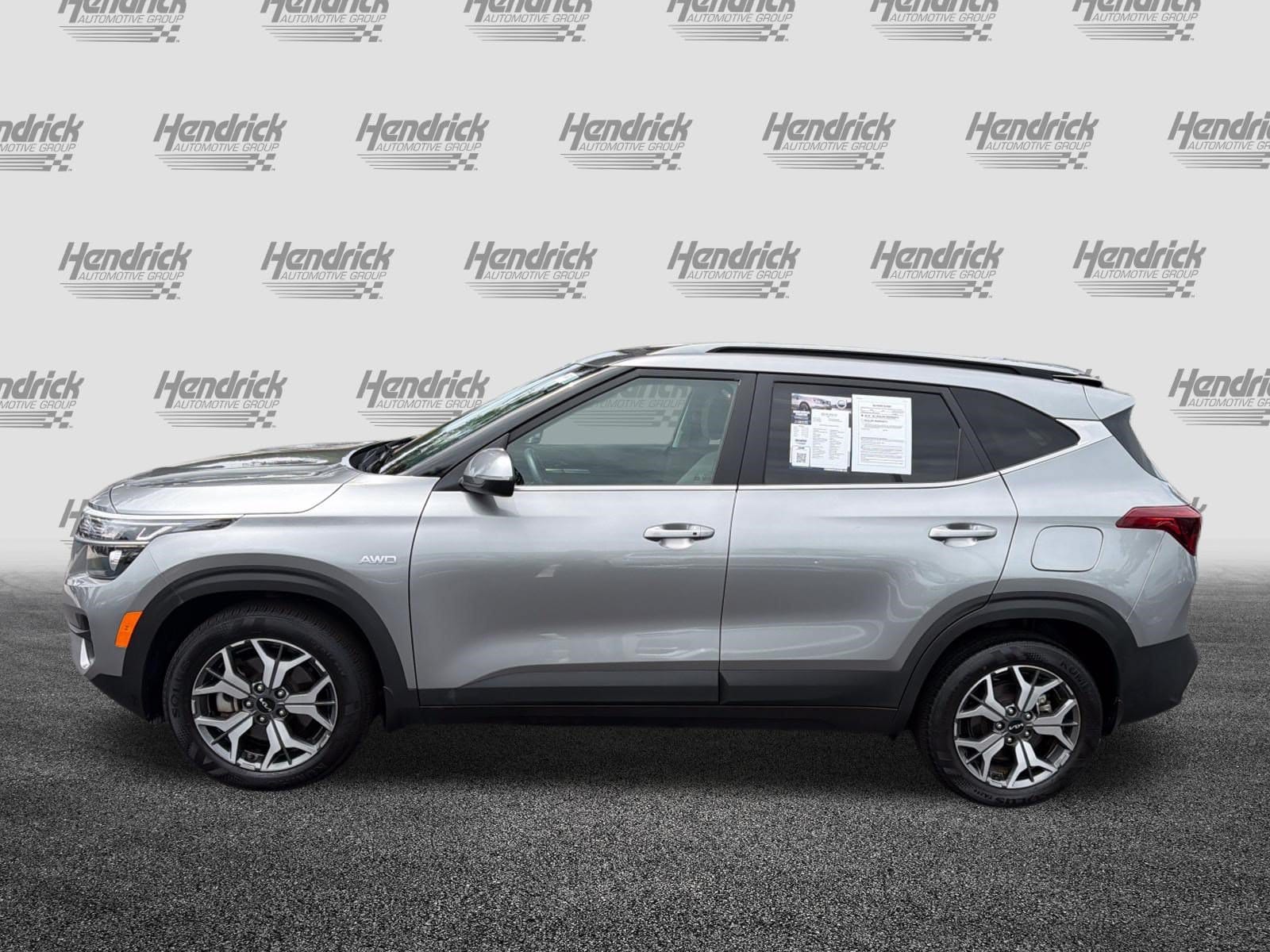 Kia Seltos EX