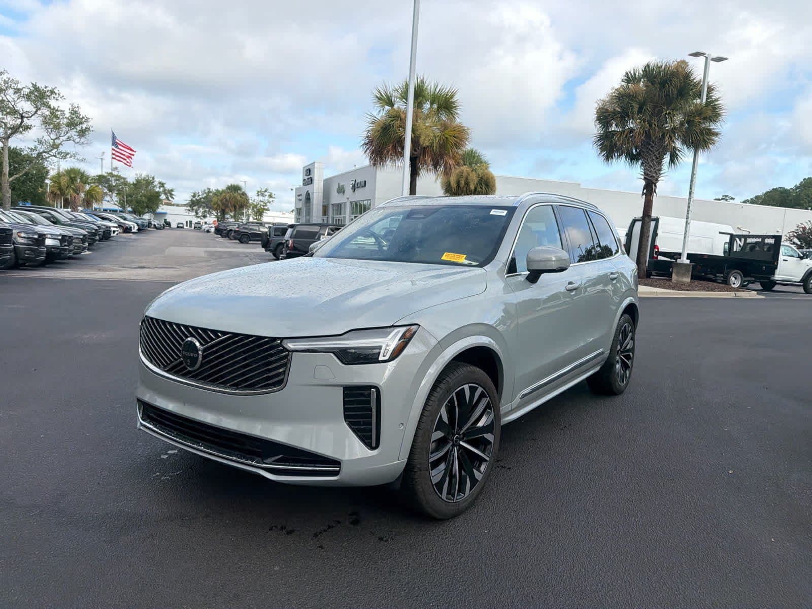Volvo XC90 Plus