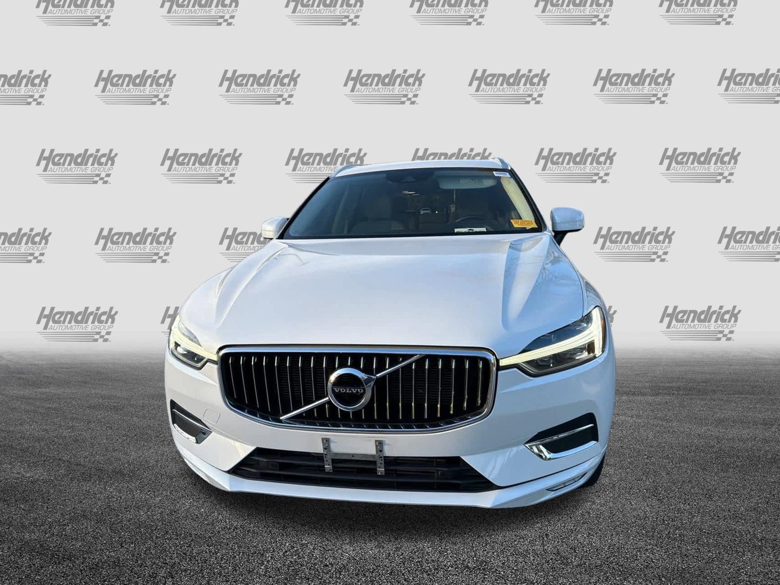 2021 Volvo XC60 Inscription photo 2