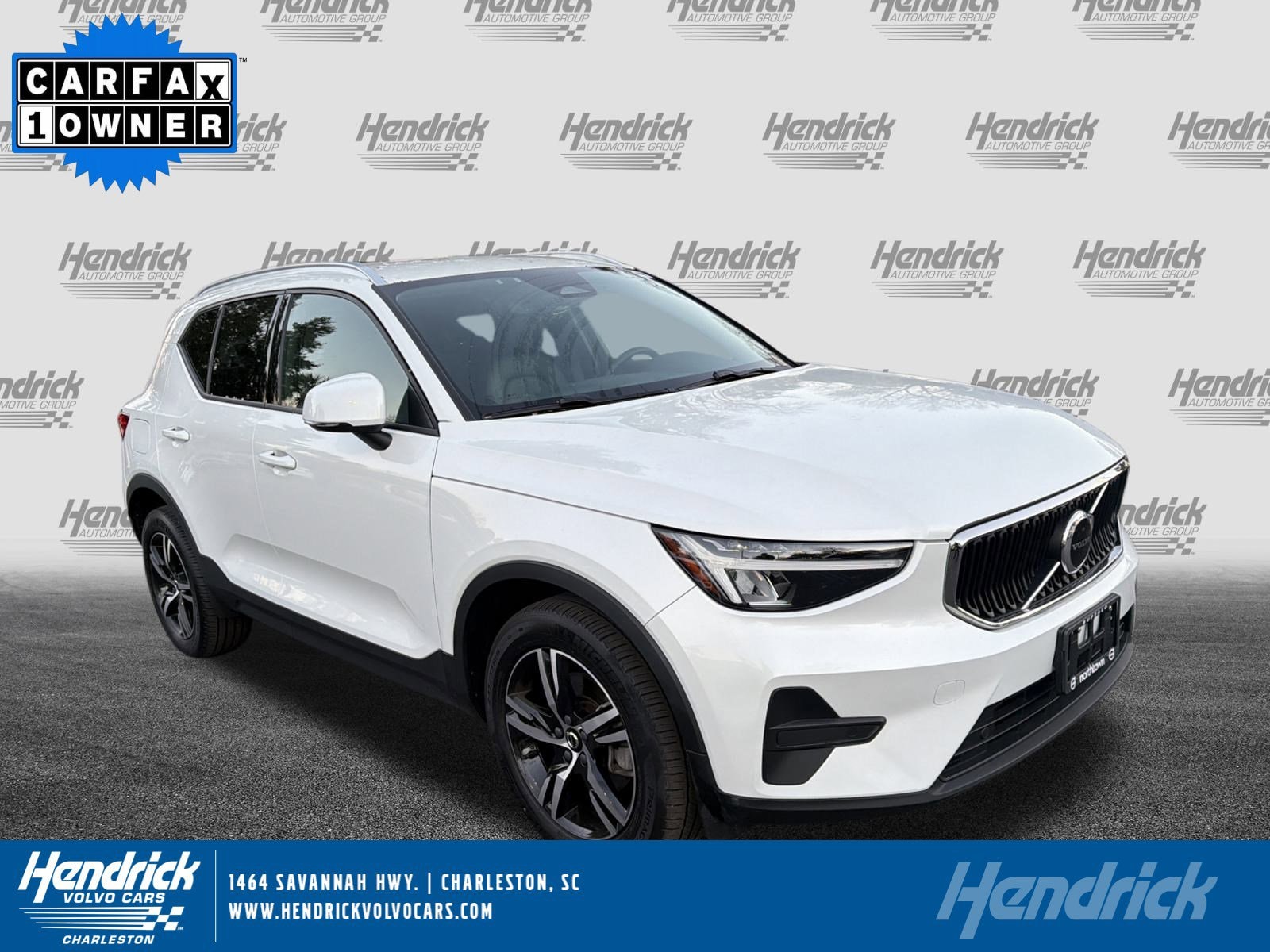 2023 Volvo XC40 Core