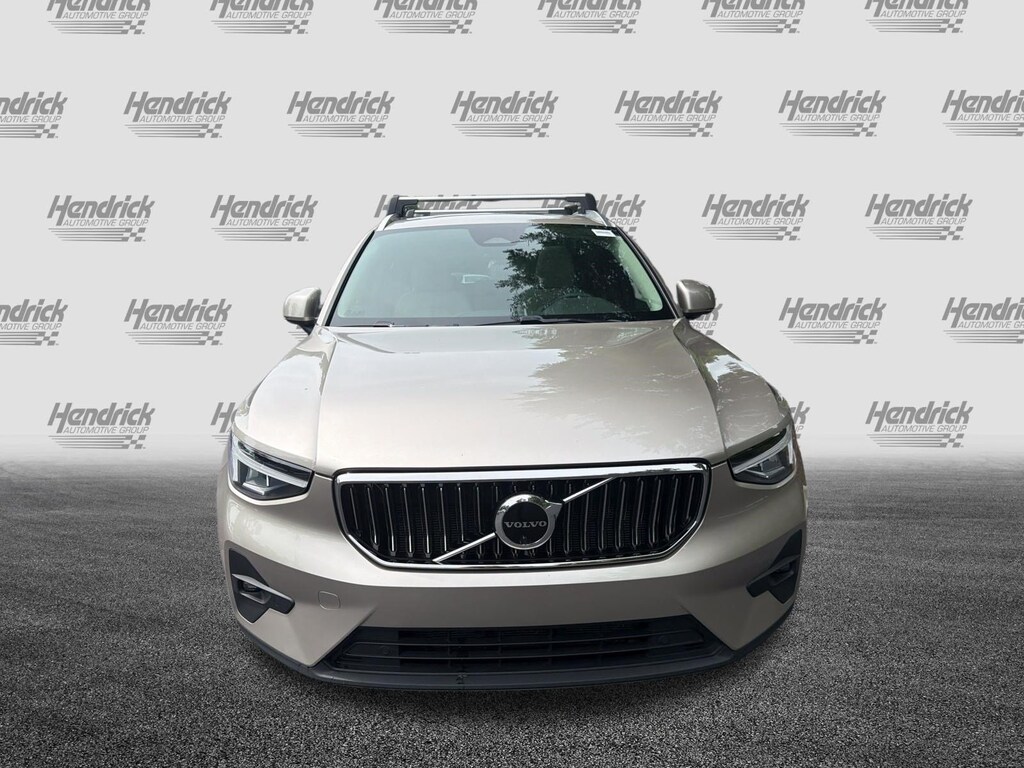 Certified 2023 Volvo XC40 Plus Bright Theme SUV