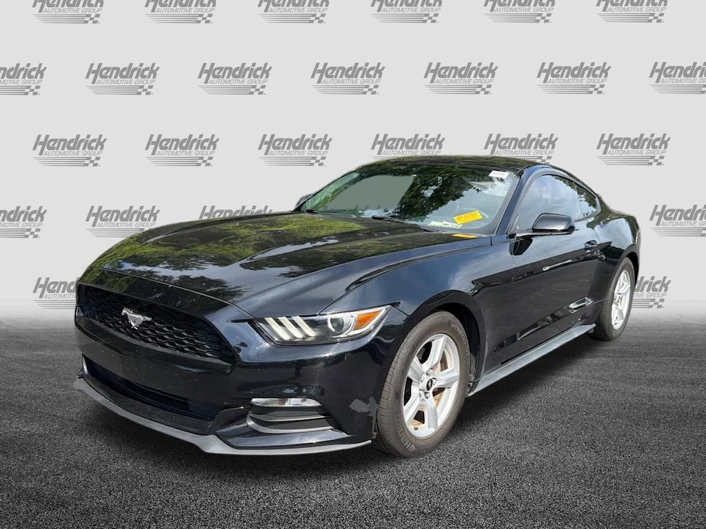 Used 2016 Ford Mustang V6 Coupe