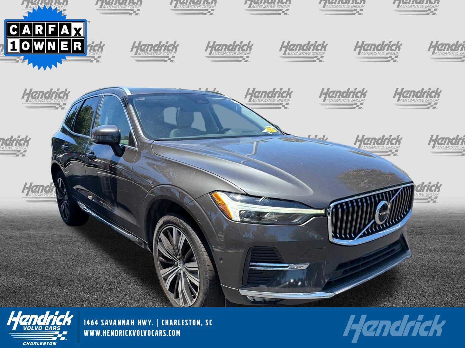 2023 Volvo XC60 B5 Plus Bright Theme FWD's photo
