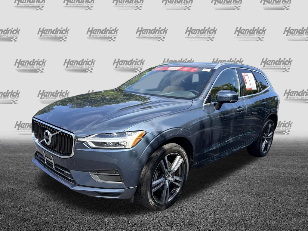 Used 2020 Volvo XC60 Momentum SUV