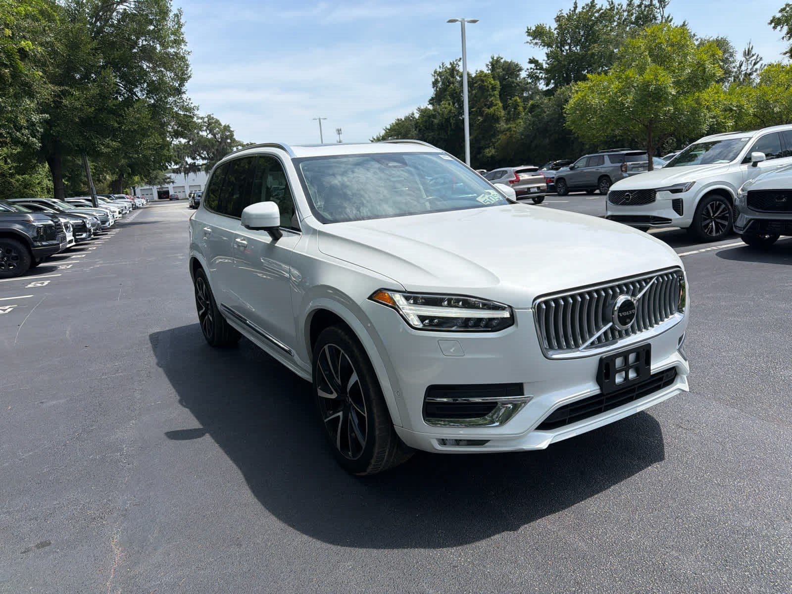Volvo XC90 Plus