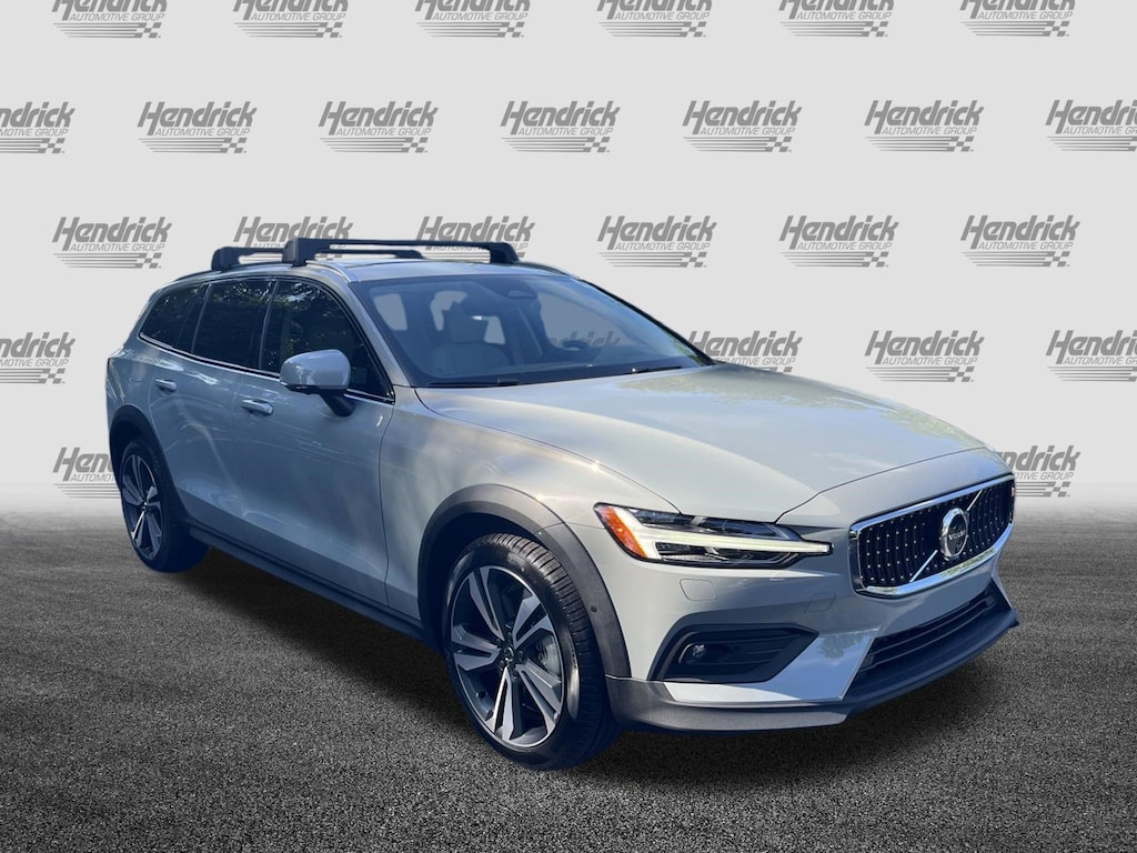 Used 2026 Volvo V60 Cross Country Plus Wagon