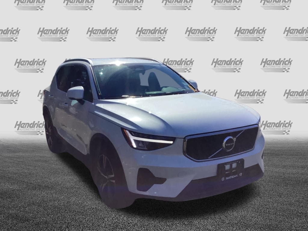 Certified 2023 Volvo XC40 Core SUV