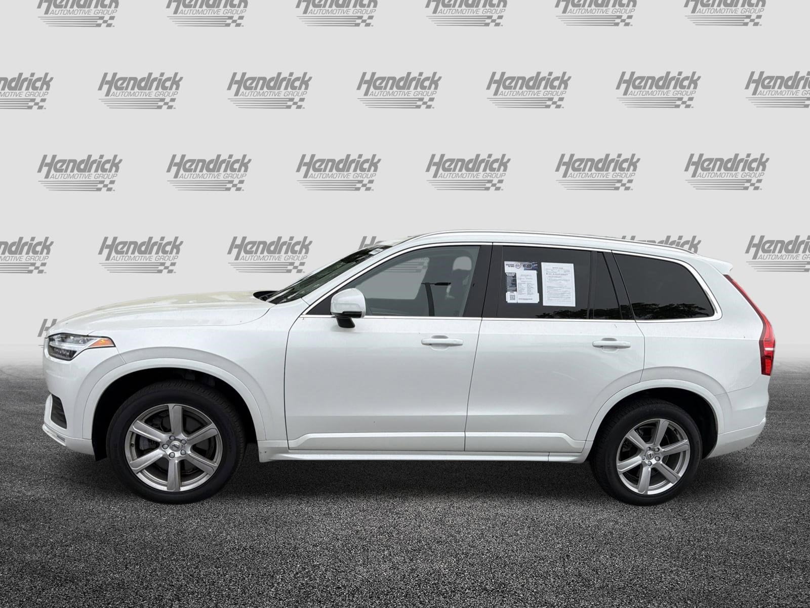 2023 Volvo XC90 Core photo 6