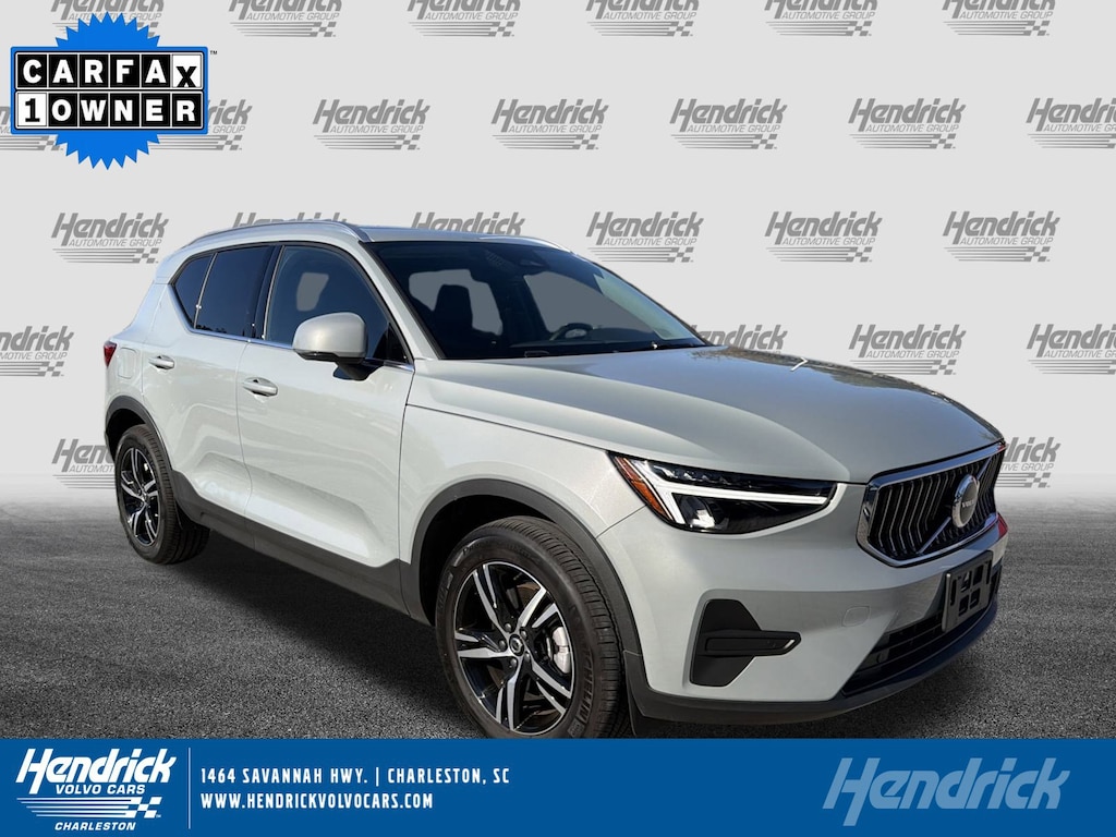 Certified 2025 Volvo XC40 Core Bright Theme SUV