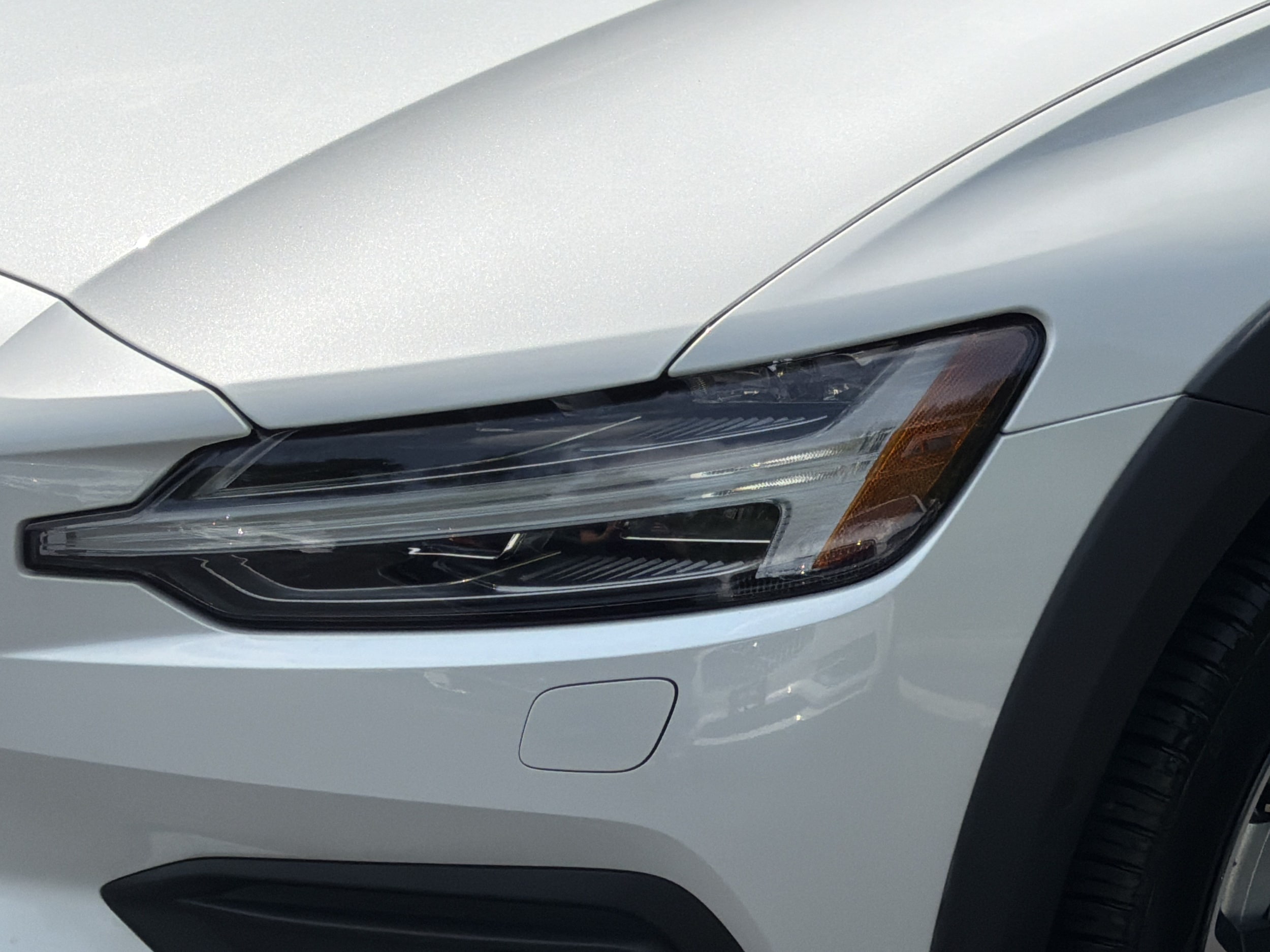 Volvo V60 Cross Country Plus