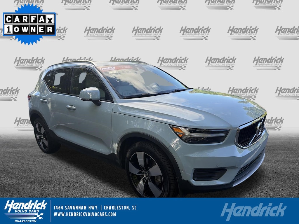 Used 2019 Volvo XC40 Momentum SUV