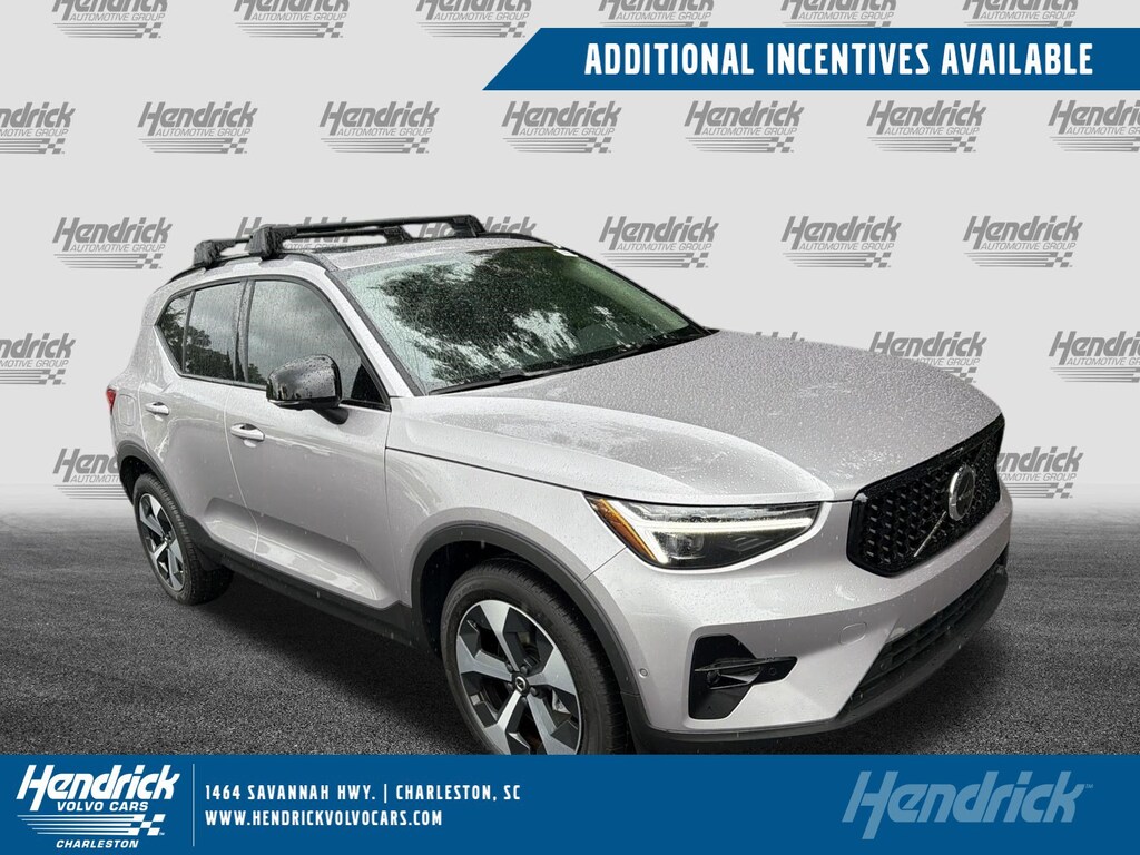 New 2026 Volvo XC40 B5 Plus SUV