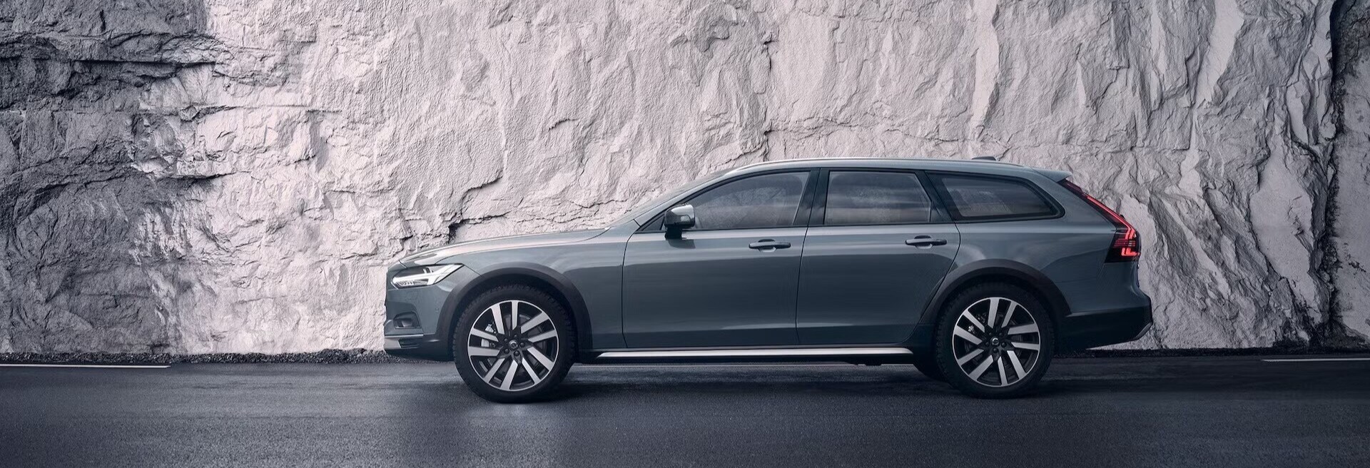 2026 Volvo V90 Cross Country for sale in Charleston
