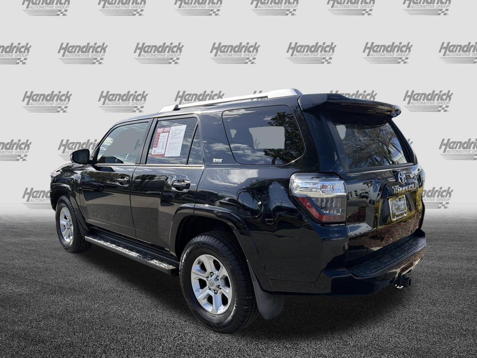 2018 Toyota 4Runner SR5 Premium photo 3