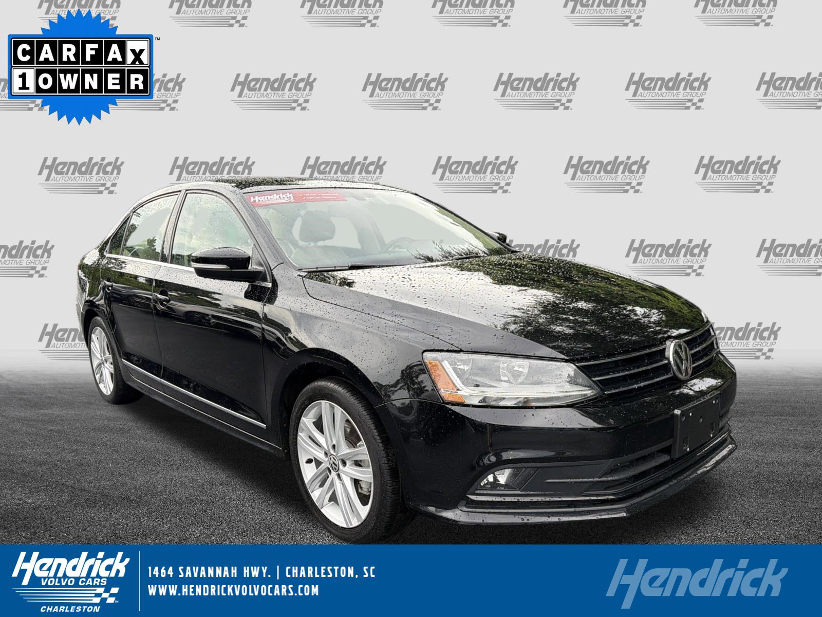 2017 Volkswagen Jetta 1.8T SEL Auto's photo