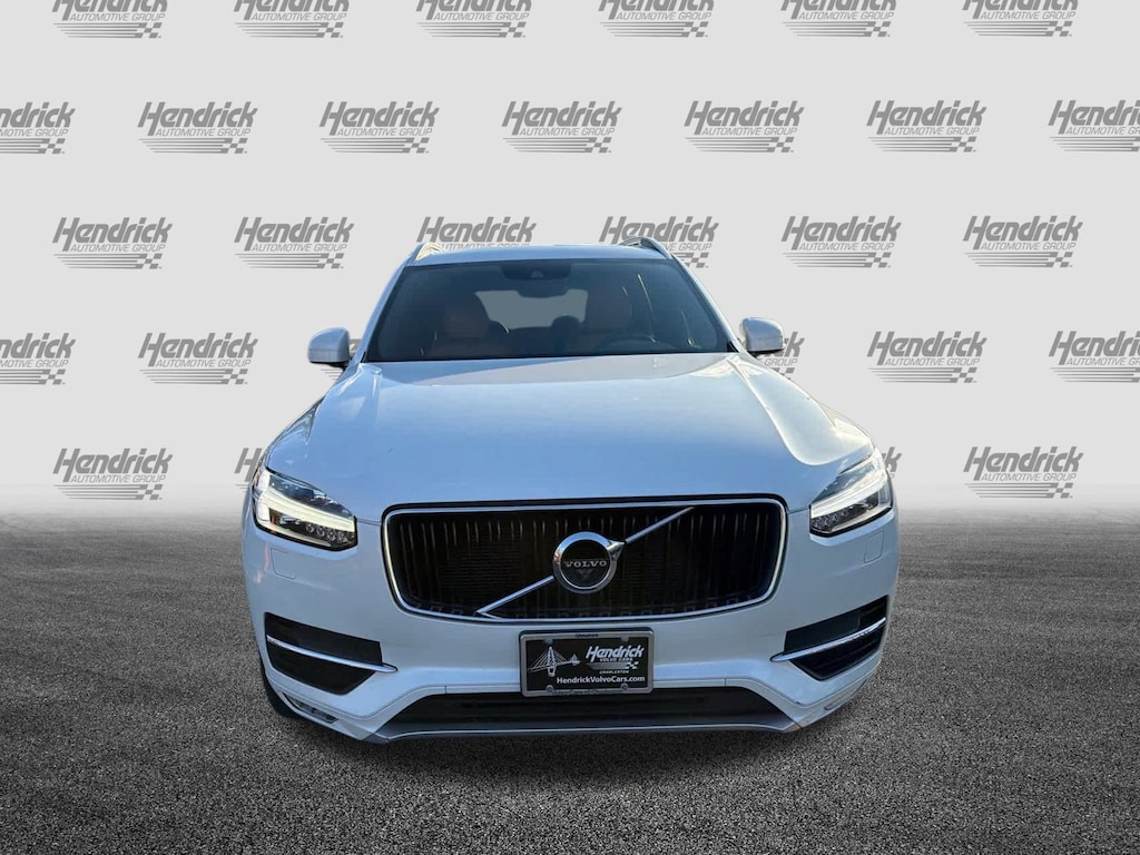 Used 2017 Volvo XC90 Momentum SUV
