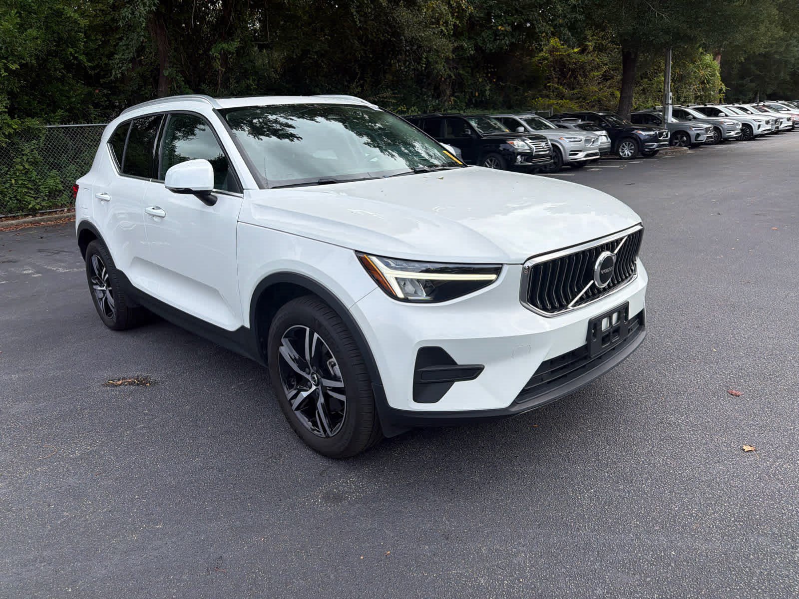 Used 2025 Volvo XC40 Core Bright Theme SUV