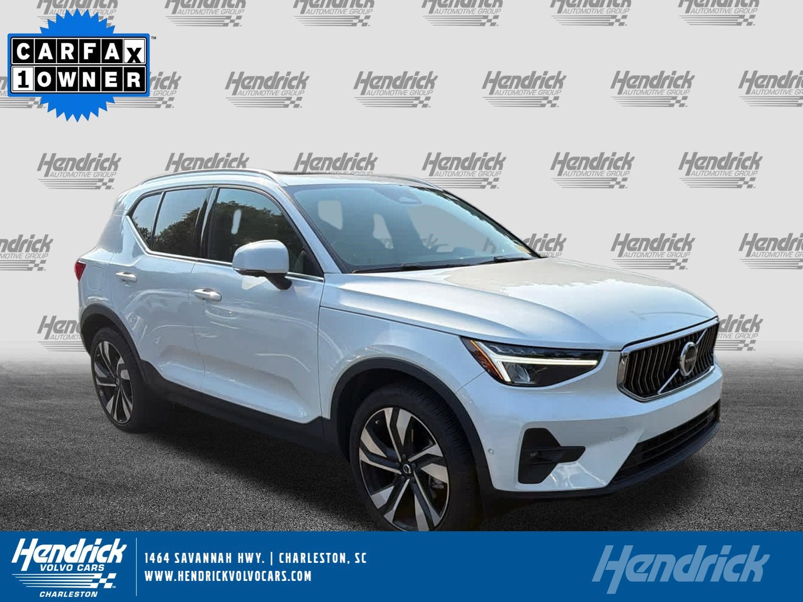 Volvo XC40 Plus Bright Theme