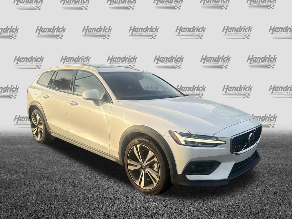 Used 2024 Volvo V60 Cross Country Plus Wagon