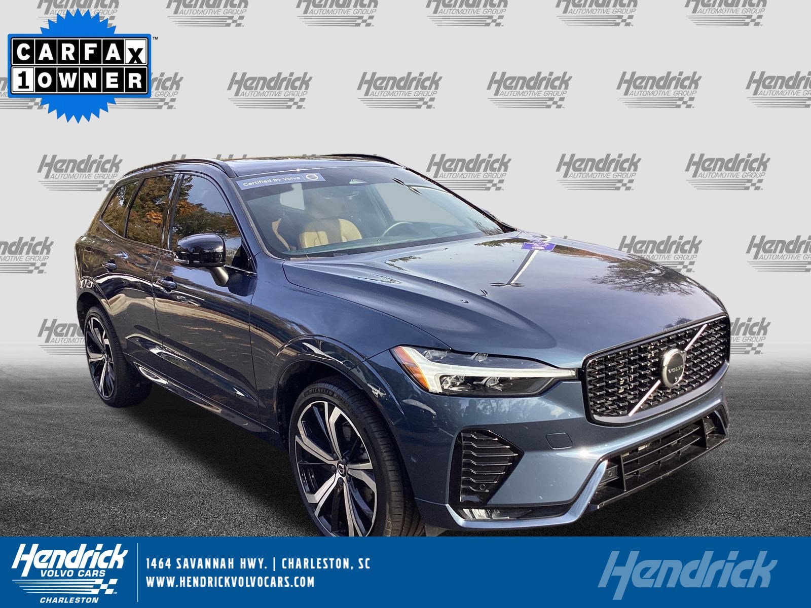 2023 Volvo XC60 Ultimate's photo