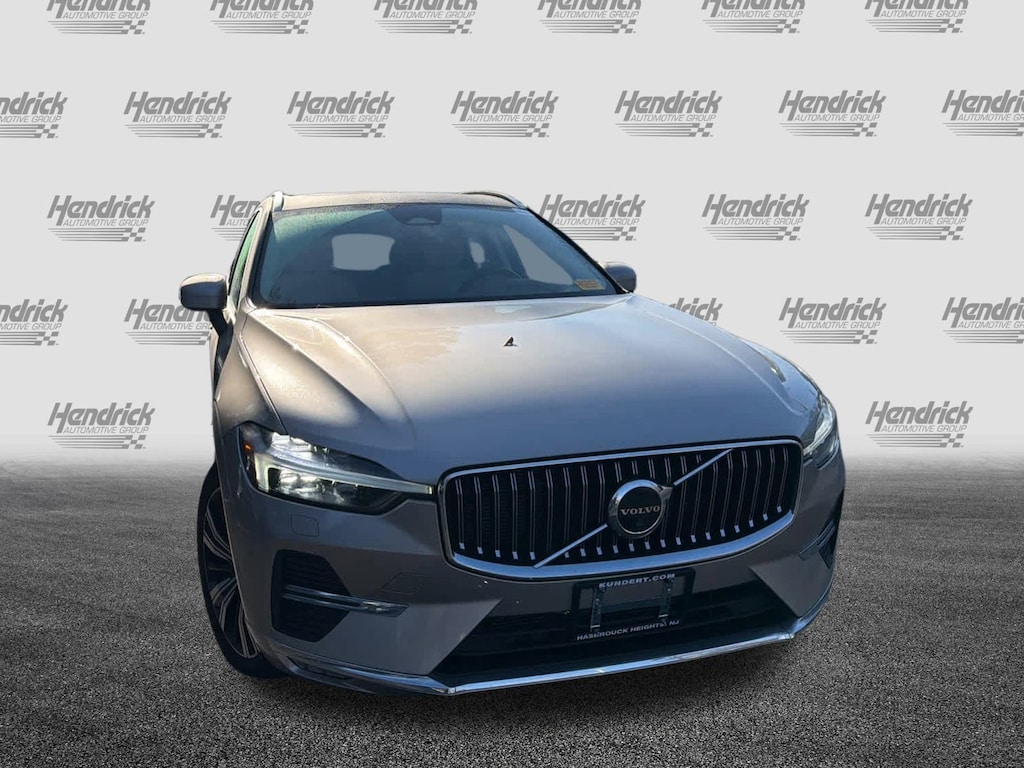 Certified 2023 Volvo XC60 Plus Bright Theme SUV
