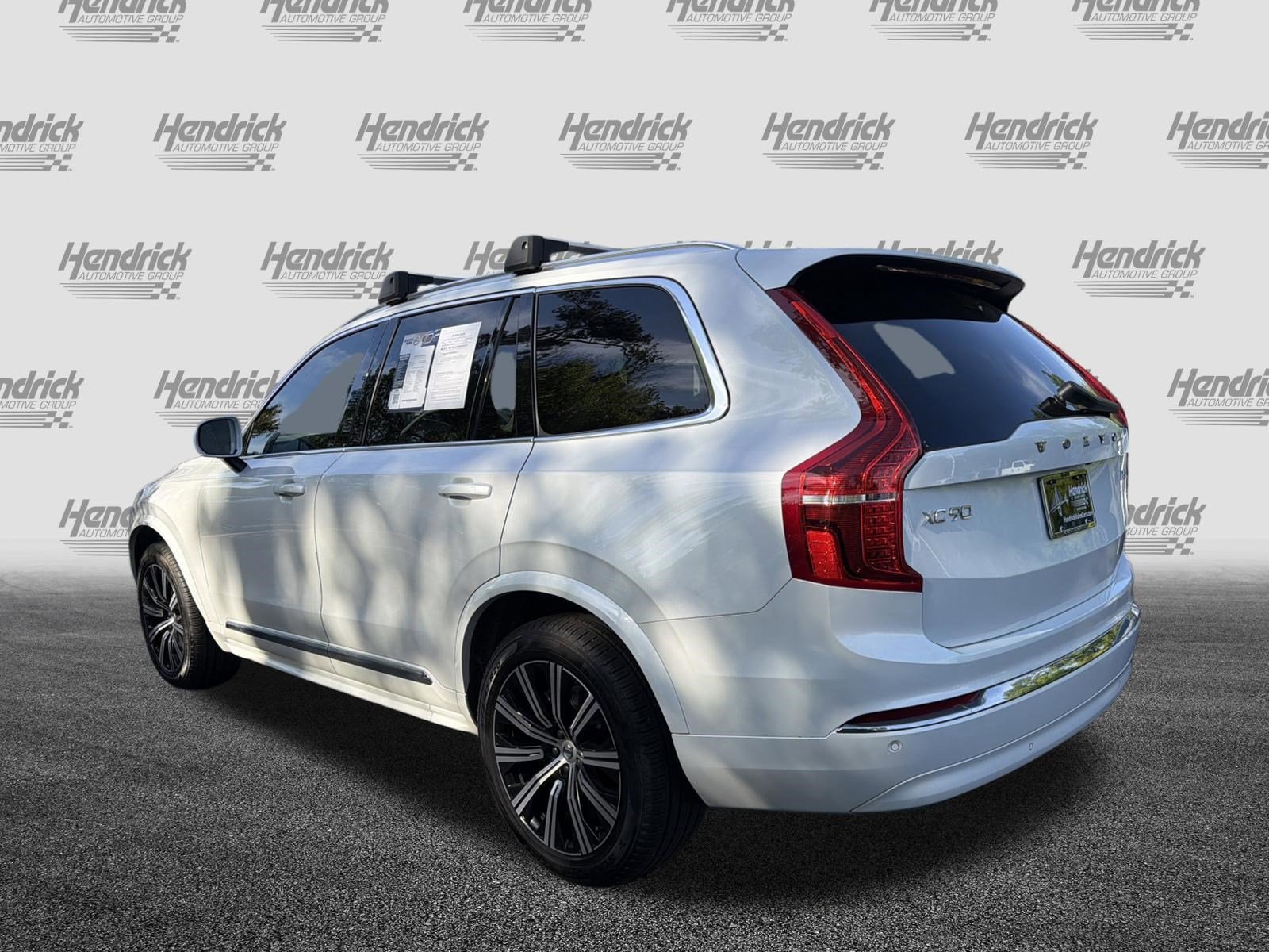 2025 Volvo XC90 Core photo 5