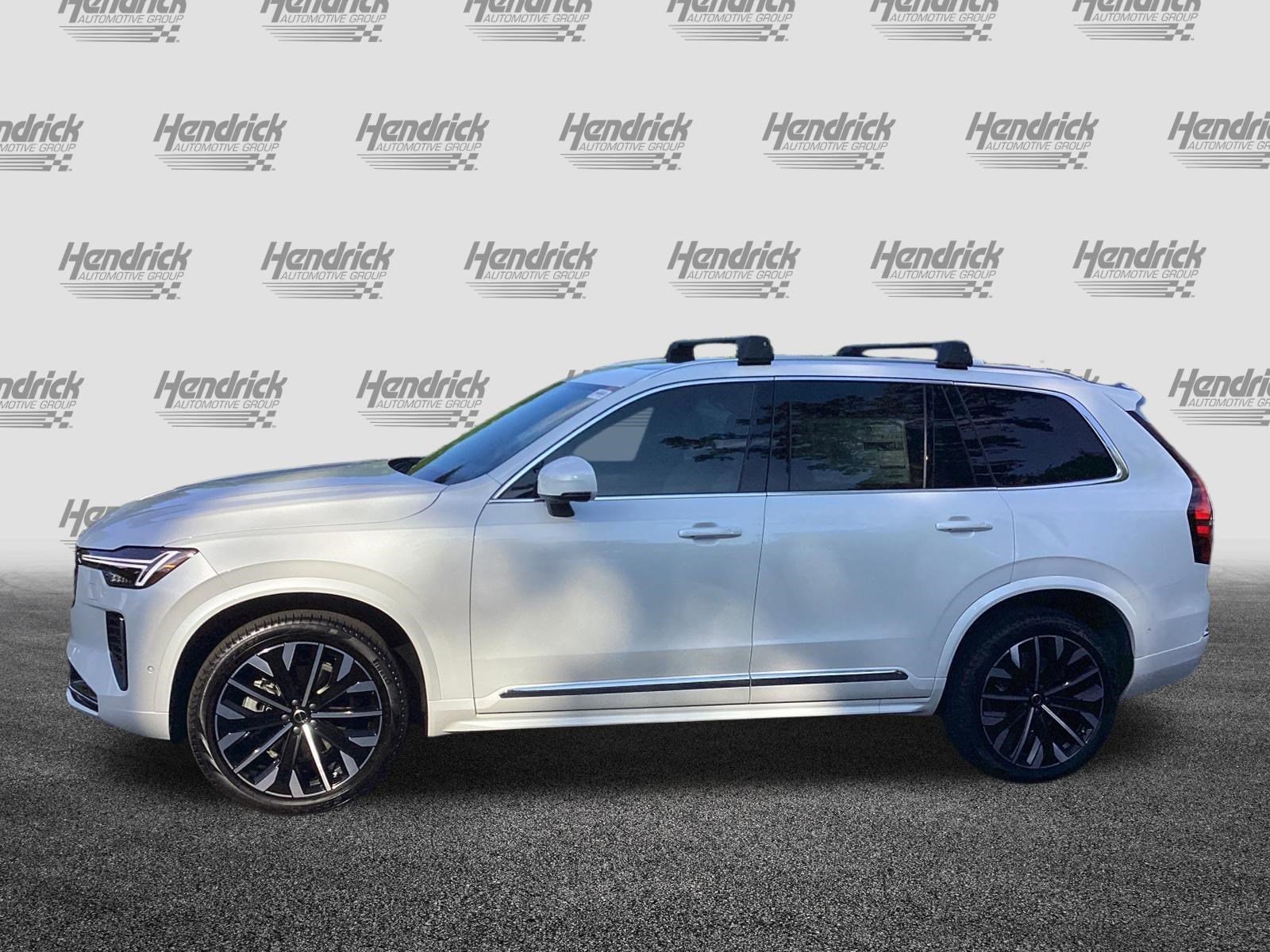 2026 Volvo XC90 Plus photo 5