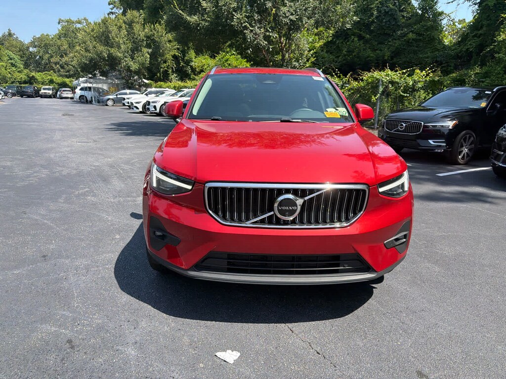 Used 2024 Volvo XC40 Ultimate Bright Theme SUV
