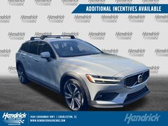 2026 Volvo V60 Cross Country B5 Plus AWD Wagon