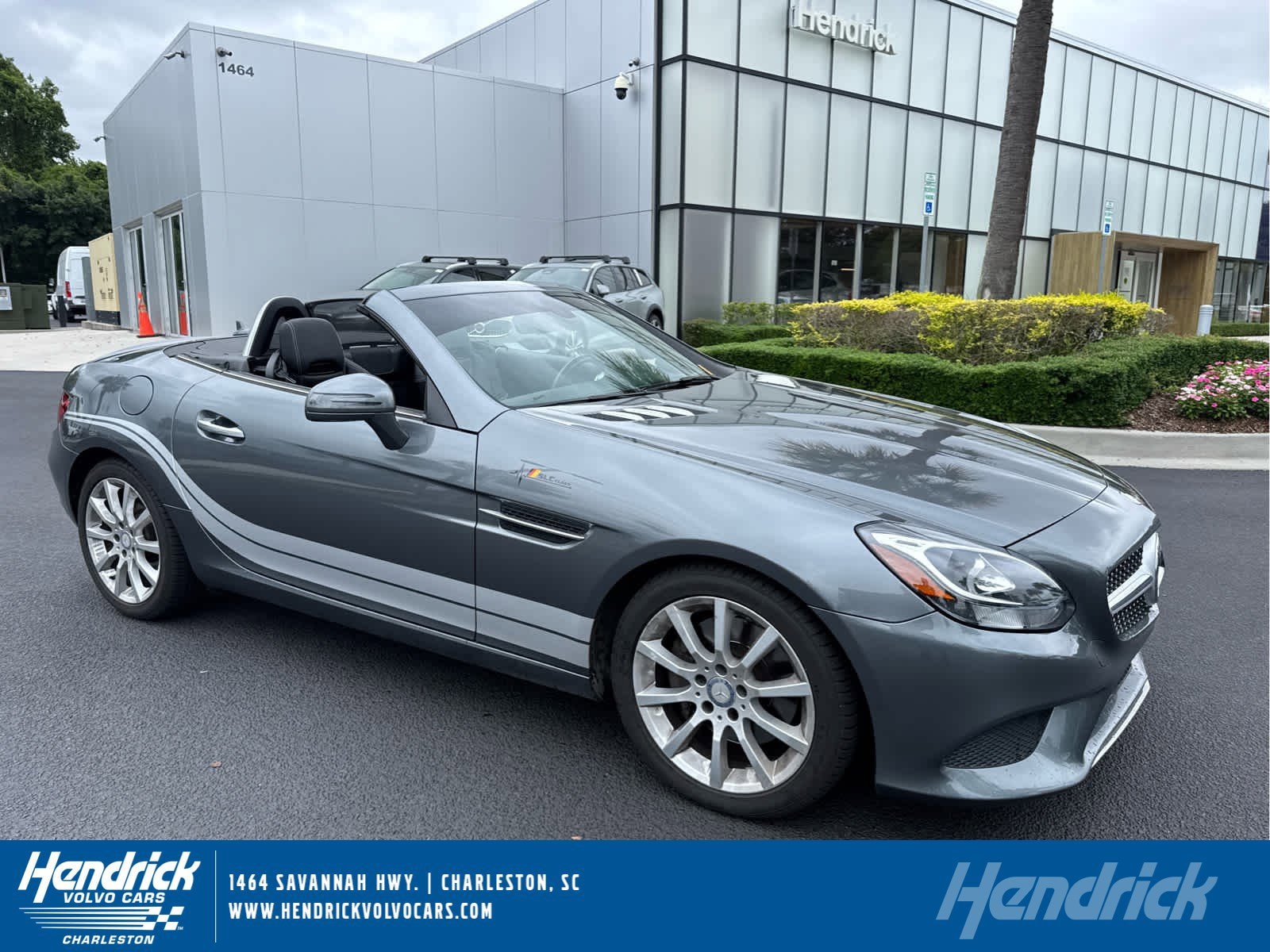 2017 Mercedes-Benz SLC SLC300's photo
