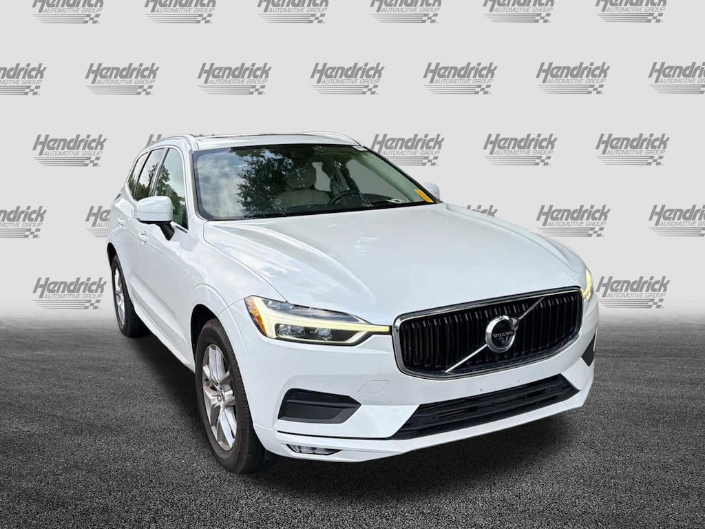 Used 2021 Volvo XC60 Momentum SUV