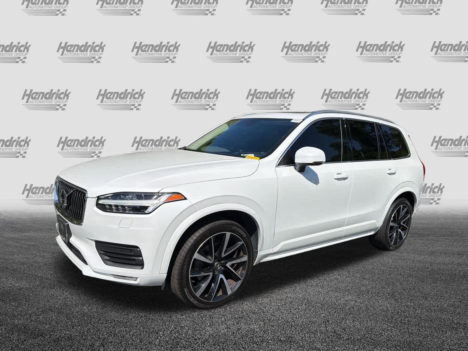 2020 Volvo XC90 Momentum photo 6